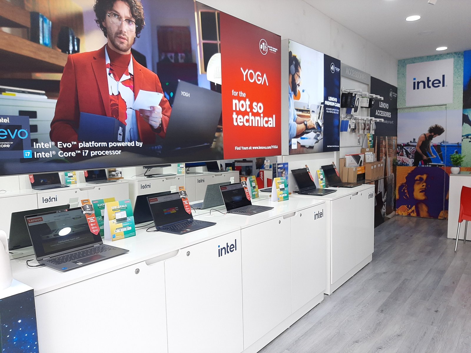 Actual Silicon Computer Lenovo showroom interior